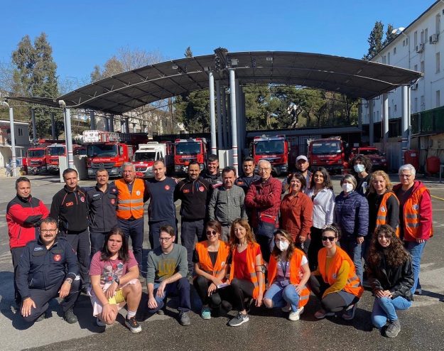 D1CEA9E7-C9CE-4B99-9984-3C0700D0C954